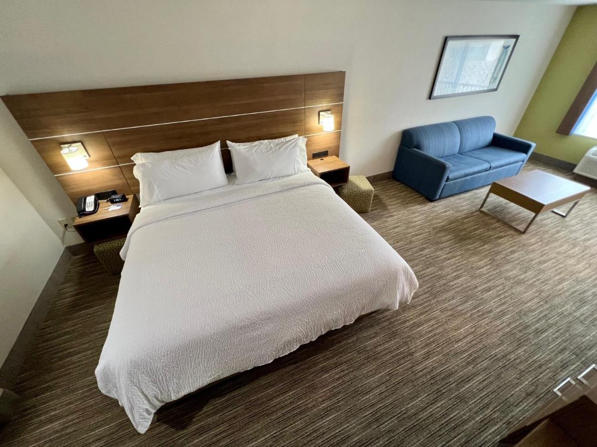Holiday Inn Express Hotel & Suites Lake Elsinore By Ihg מראה חיצוני תמונה