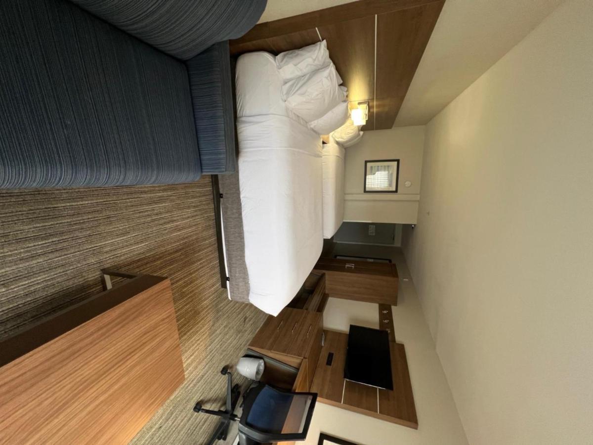 Holiday Inn Express Hotel & Suites Lake Elsinore By Ihg מראה חיצוני תמונה