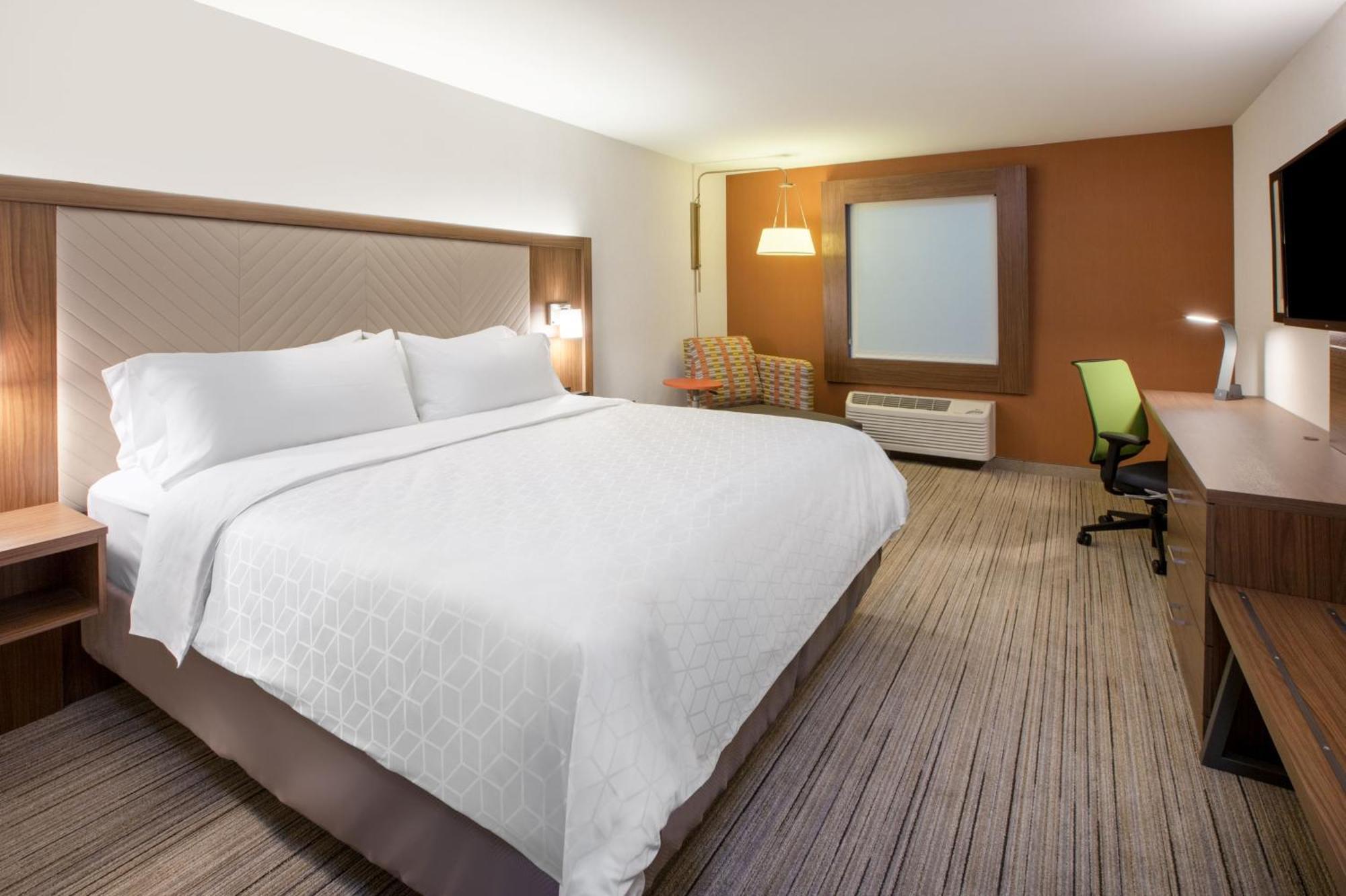 Holiday Inn Express Hotel & Suites Lake Elsinore, An Ihg Hotel מראה חיצוני תמונה