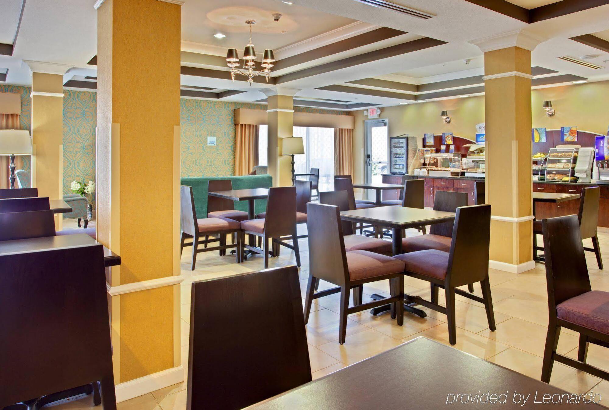 Holiday Inn Express Hotel & Suites Lake Elsinore By Ihg מראה חיצוני תמונה